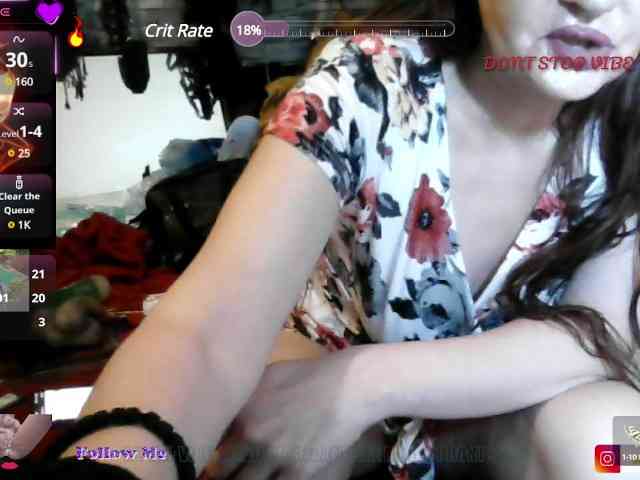 LOLA1ST webcam