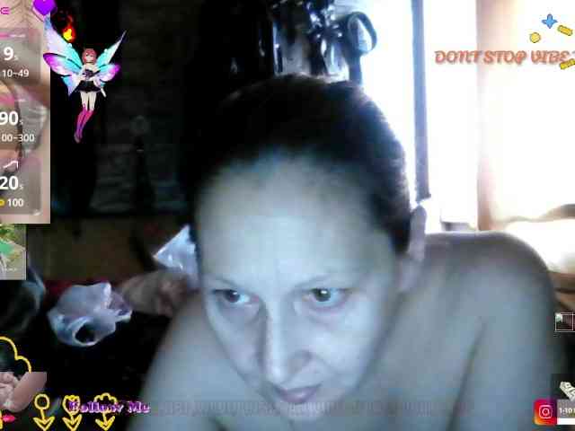 LOLA1ST webcam