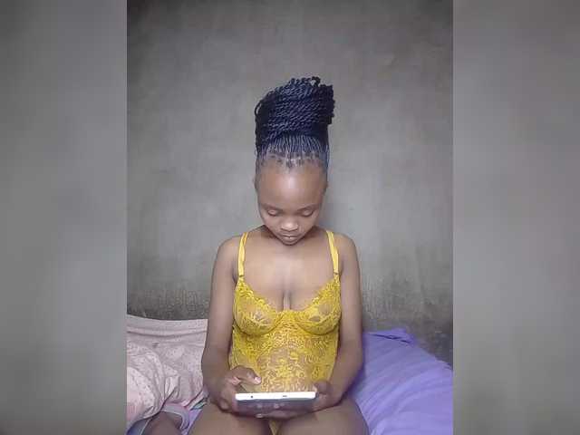  Brendah chat room