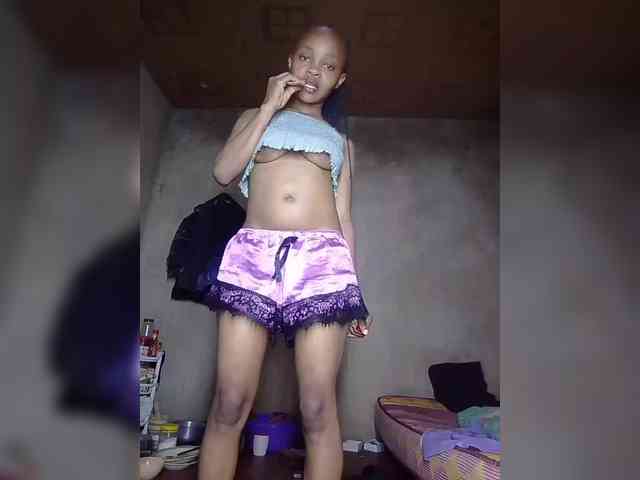 Brendah Live Webcam on BongaCams