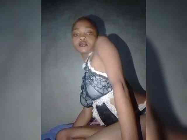 Brendah Live Webcam on BongaCams
