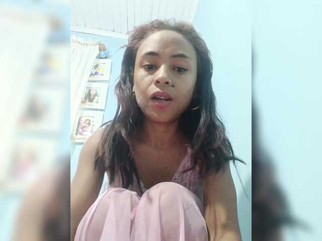 Roxanne03 from BongaCams