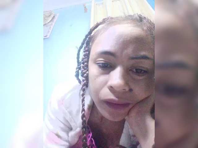 Roxanne03's BongaCams show and profile