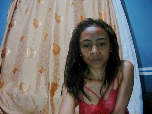 Roxanne03's BongaCams show and profile