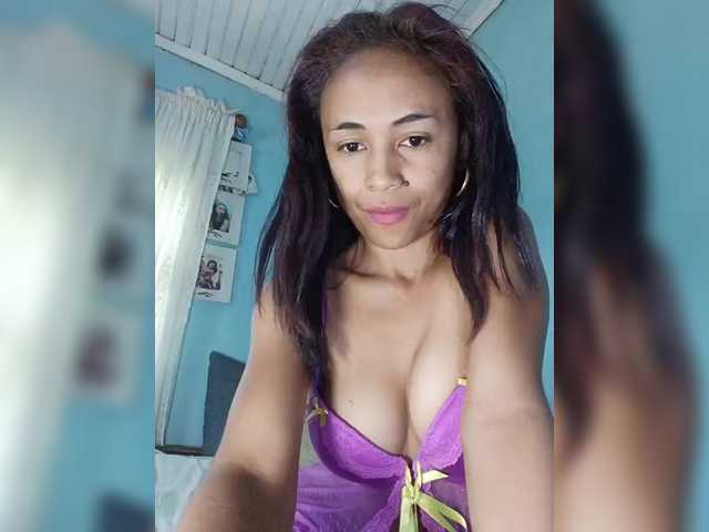 Reinewallashy3 webcam