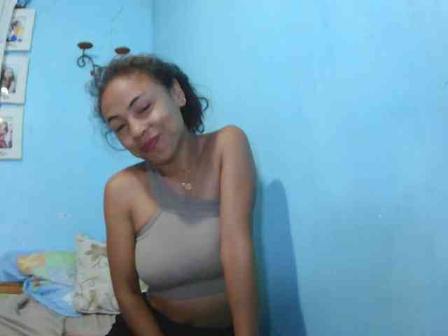 Reinewallashy3 webcam