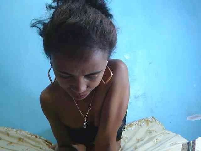 Reinewallashy3 webcam