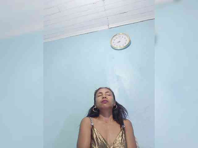 Reinewallashy3 webcam