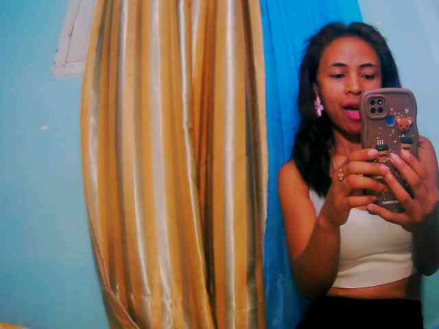 Reinewallashy3 webcam