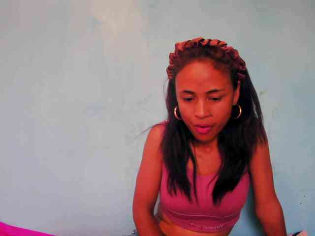 Reinewallashy3 webcam