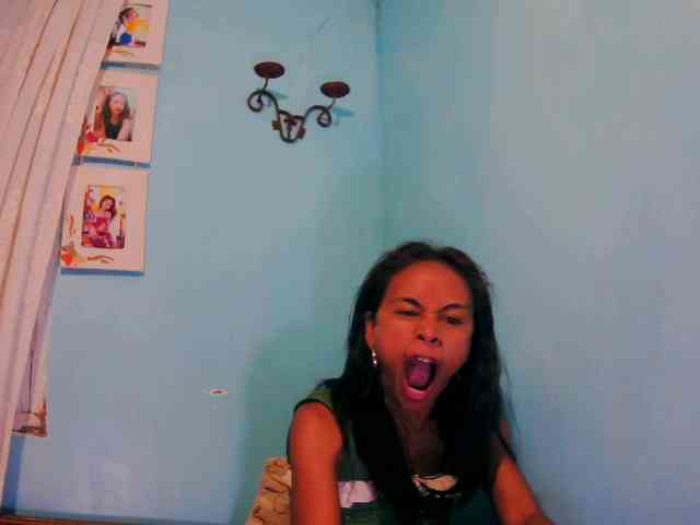 Reinewallashy3 webcam