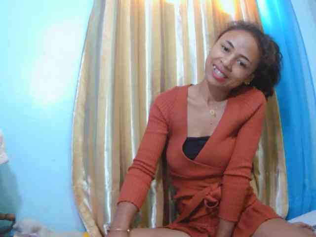 Reinewallashy3 webcam