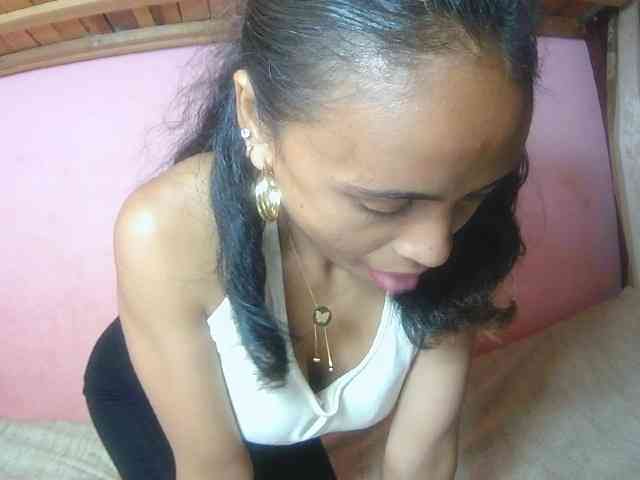 Reinewallashy3 webcam