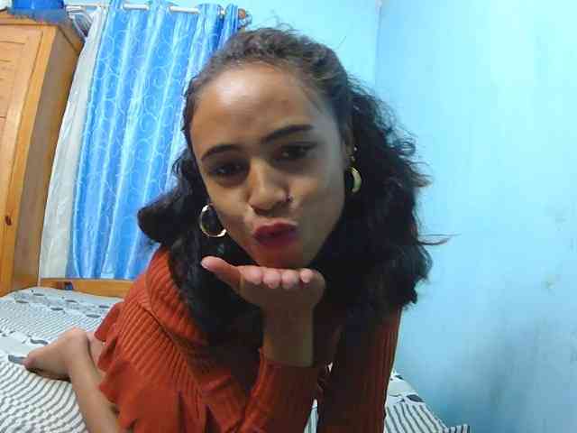 Reinewallashy3 webcam