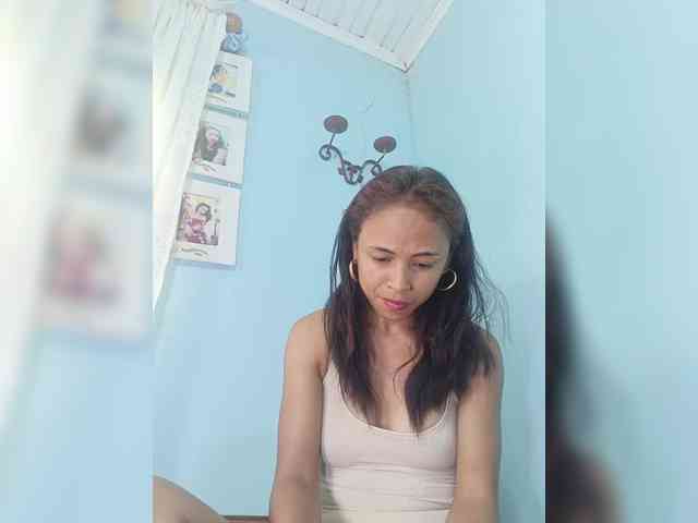 Reinewallashy3 webcam