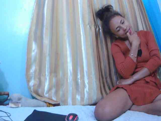 Reinewallashy3 webcam