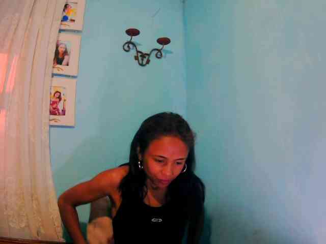 Reinewallashy3 webcam