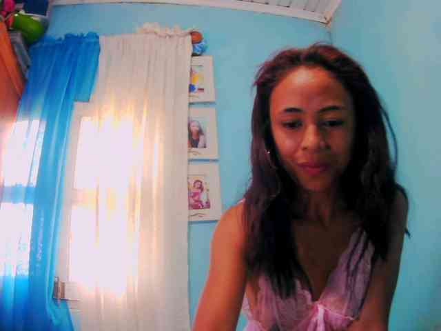 Reinewallashy3 webcam