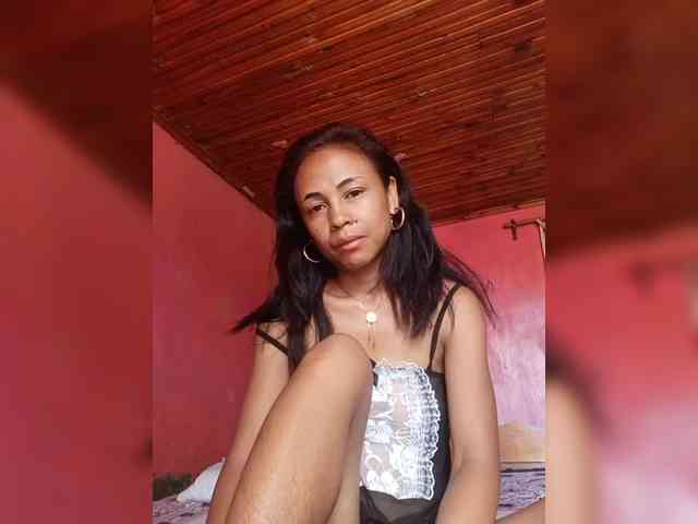 Reinewallashy3 webcam