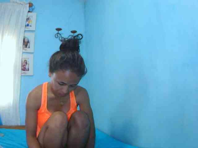 Reinewallashy3 webcam