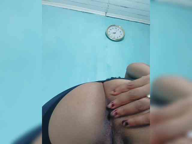 Reinewallashy3 webcam