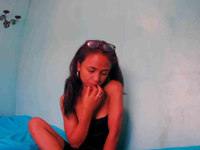 Reinewallashy3 webcam