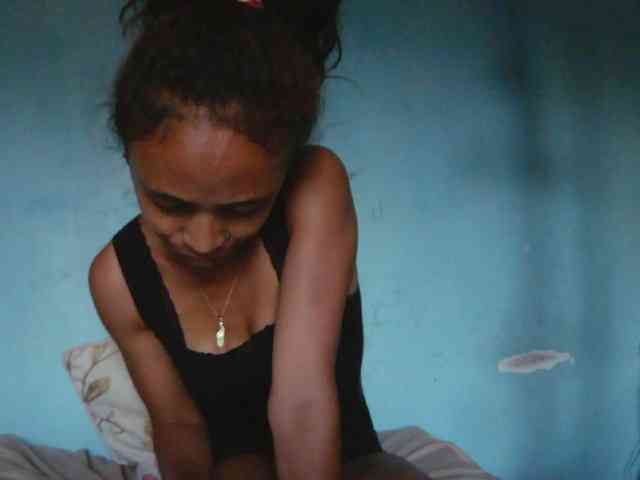 Reinewallashy3 webcam