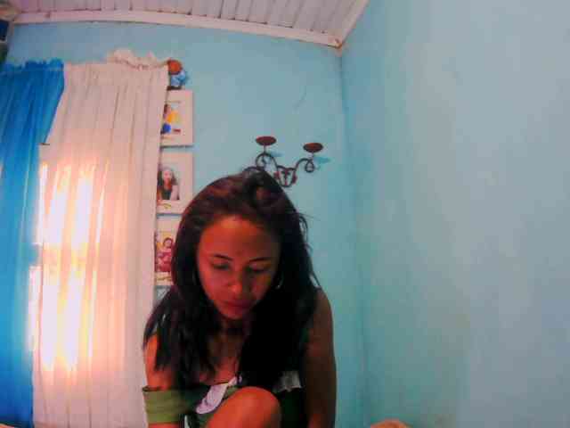 Reinewallashy3 webcam