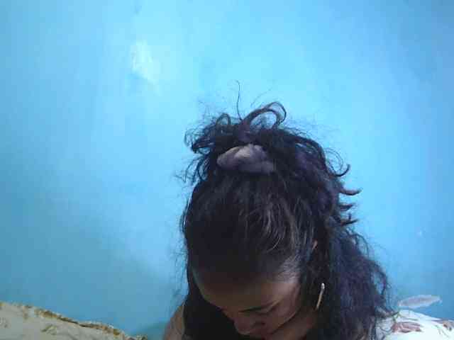 Reinewallashy3 webcam