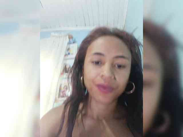 Reinewallashy3 webcam