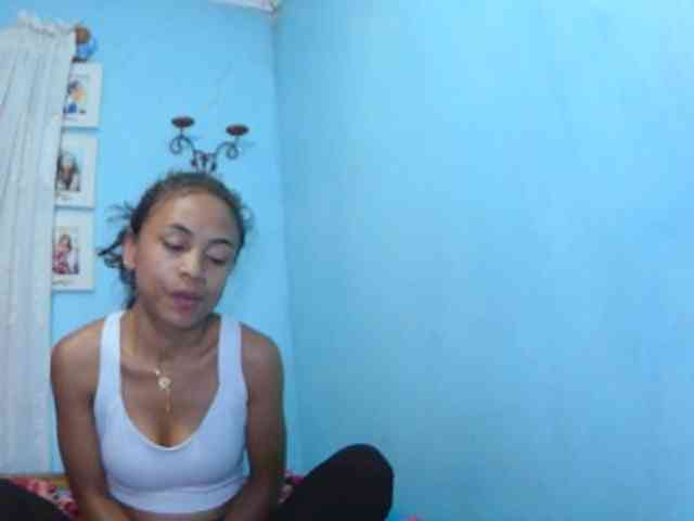 Reinewallashy3 webcam