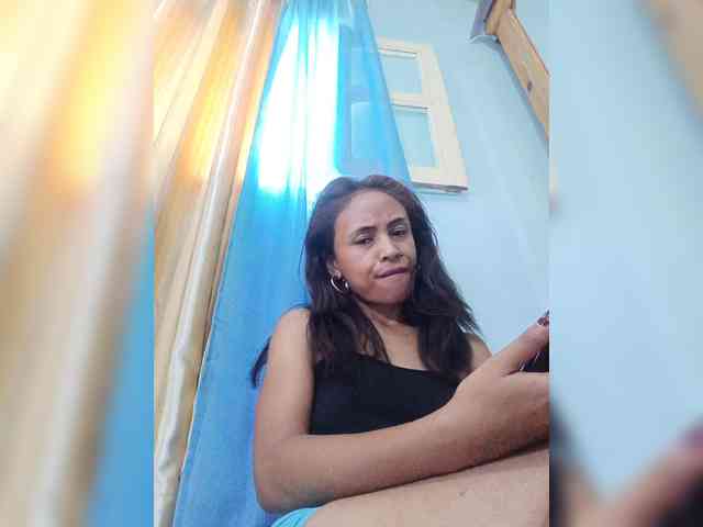 Reinewallashy3 webcam