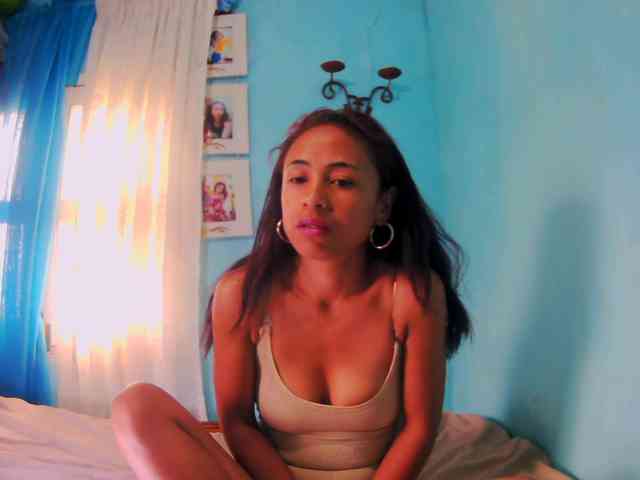 Reinewallashy3 webcam