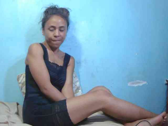 Reinewallashy3 webcam