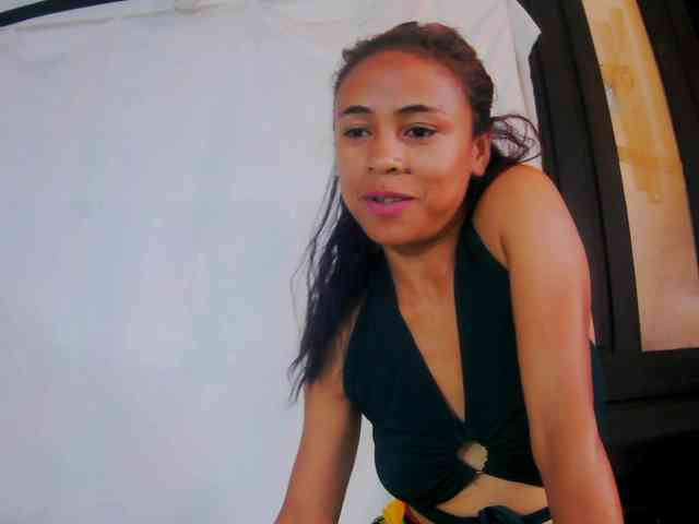 Reinewallashy3 webcam