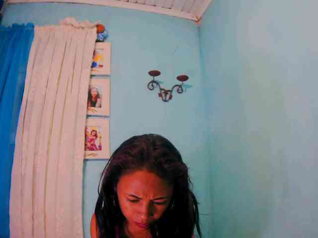 Reinewallashy3 webcam