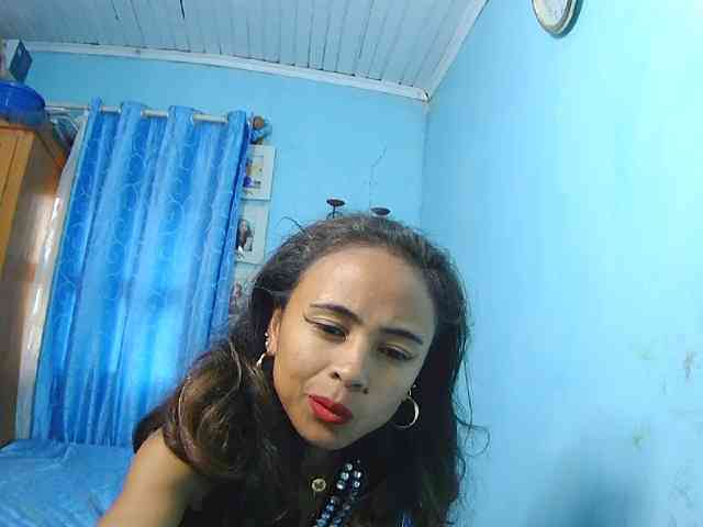 Reinewallashy3 webcam