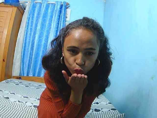 Reinewallashy3 webcam