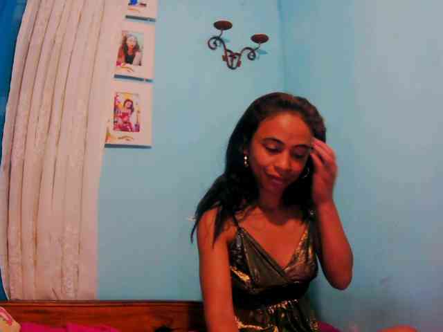 Reinewallashy3 webcam