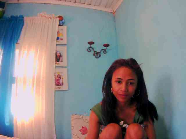 Reinewallashy3 webcam