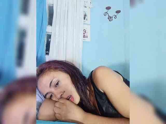 Reinewallashy3 webcam