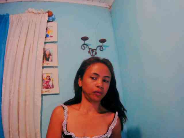 Reinewallashy3 webcam