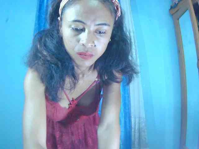 Reinewallashy3 webcam