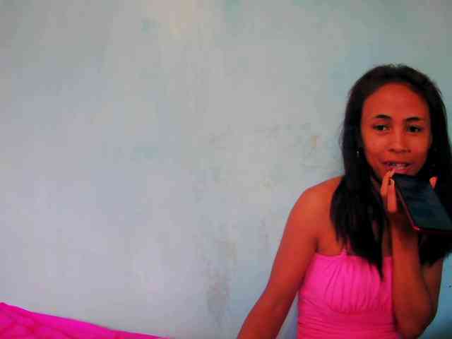 Reinewallashy3 webcam