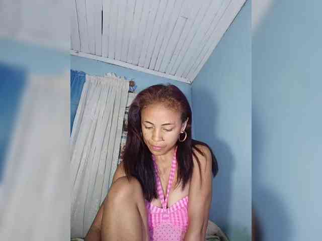 Reinewallashy3 webcam