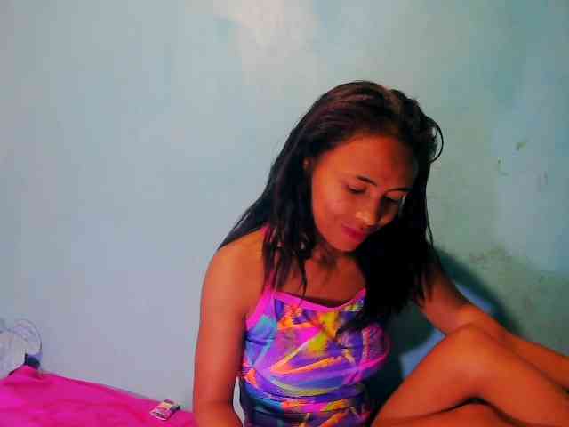 Reinewallashy3 webcam