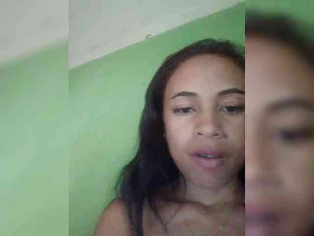 Reinewallashy3 webcam