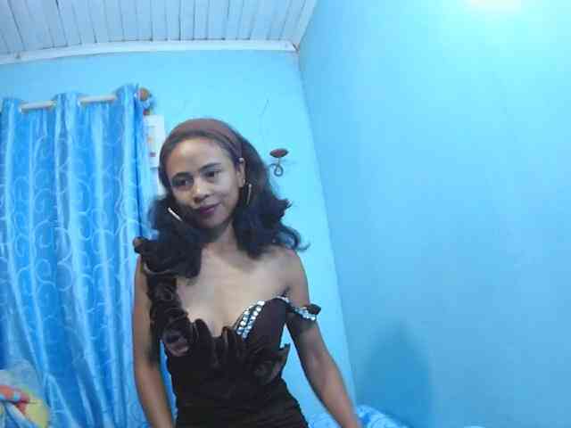 Reinewallashy3 webcam