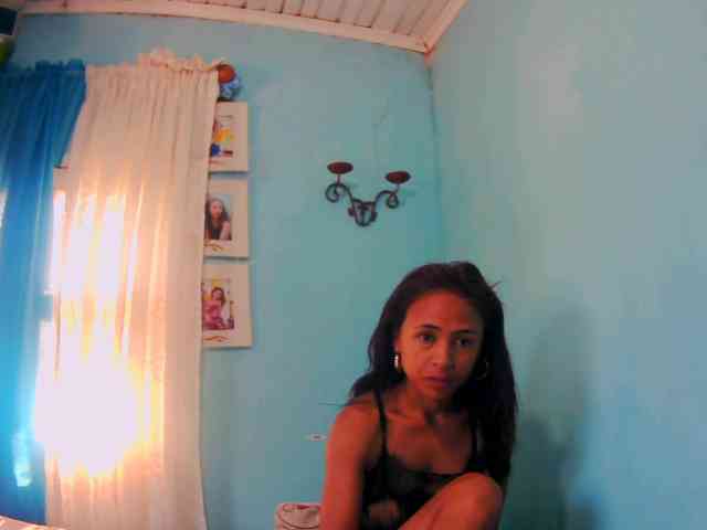 Reinewallashy3 webcam