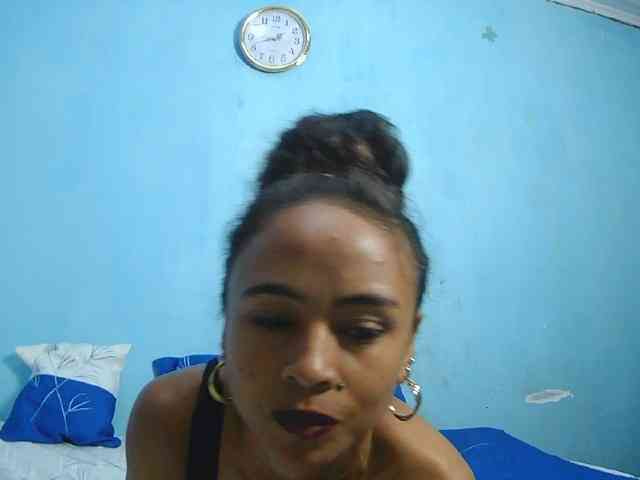Reinewallashy3 webcam